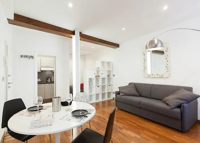 דירה Urbana Lodge, Monti *