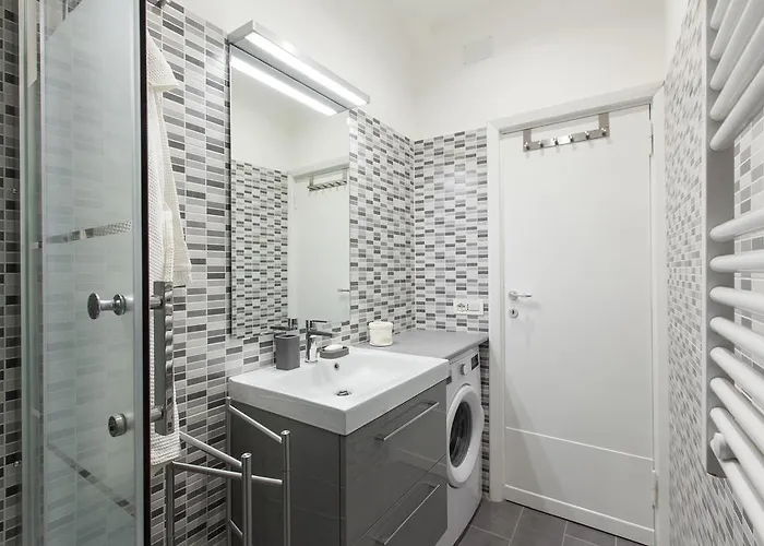 דירה Urbana Lodge, Monti